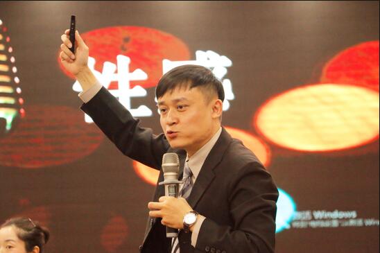 周老師 領袖演說與團隊復制.jpg 周老師 領袖演說與團隊復制.jpg